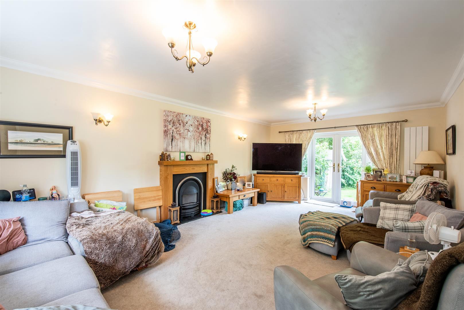 4 bed property in Worden Lane, Leyland